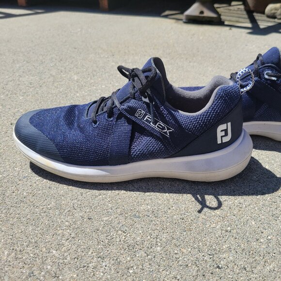 FootJoy FJ Flex Spikeless Shoes, Navy - Style #56102 (Size: Men's US 7) - Picture 1 of 7